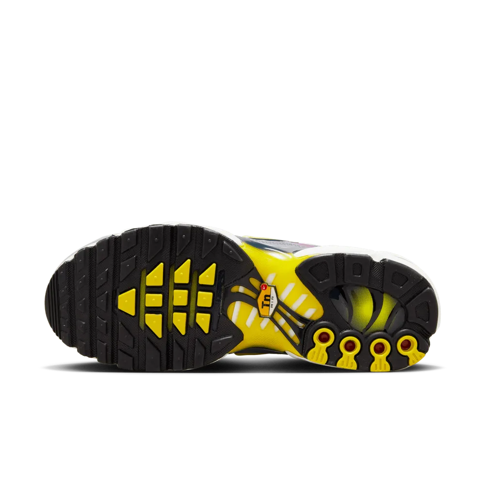 7F5E79_Nike-Air-Max-Plus_VIOLET-DUST_FN8007-500_img1