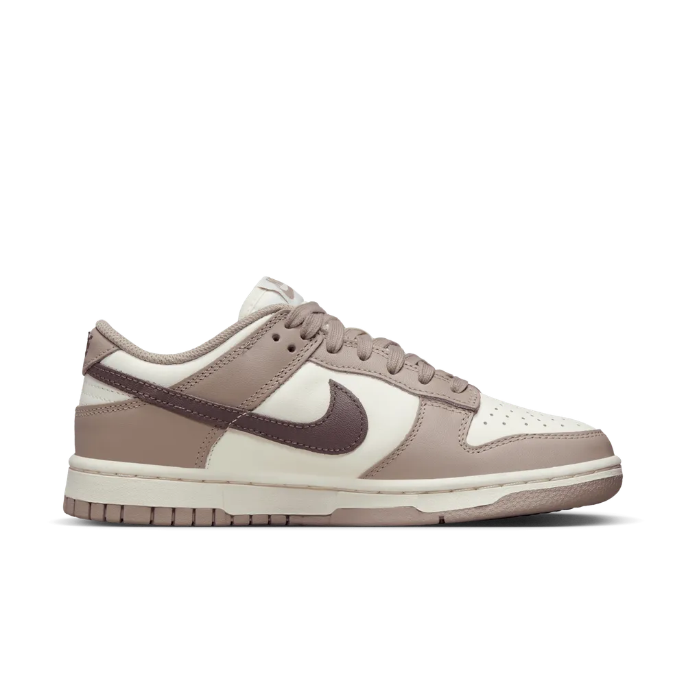 81726B_Nike-Dunk-Low-WMNS_DIFFUSED-TAUPE_DD1503-125_img2