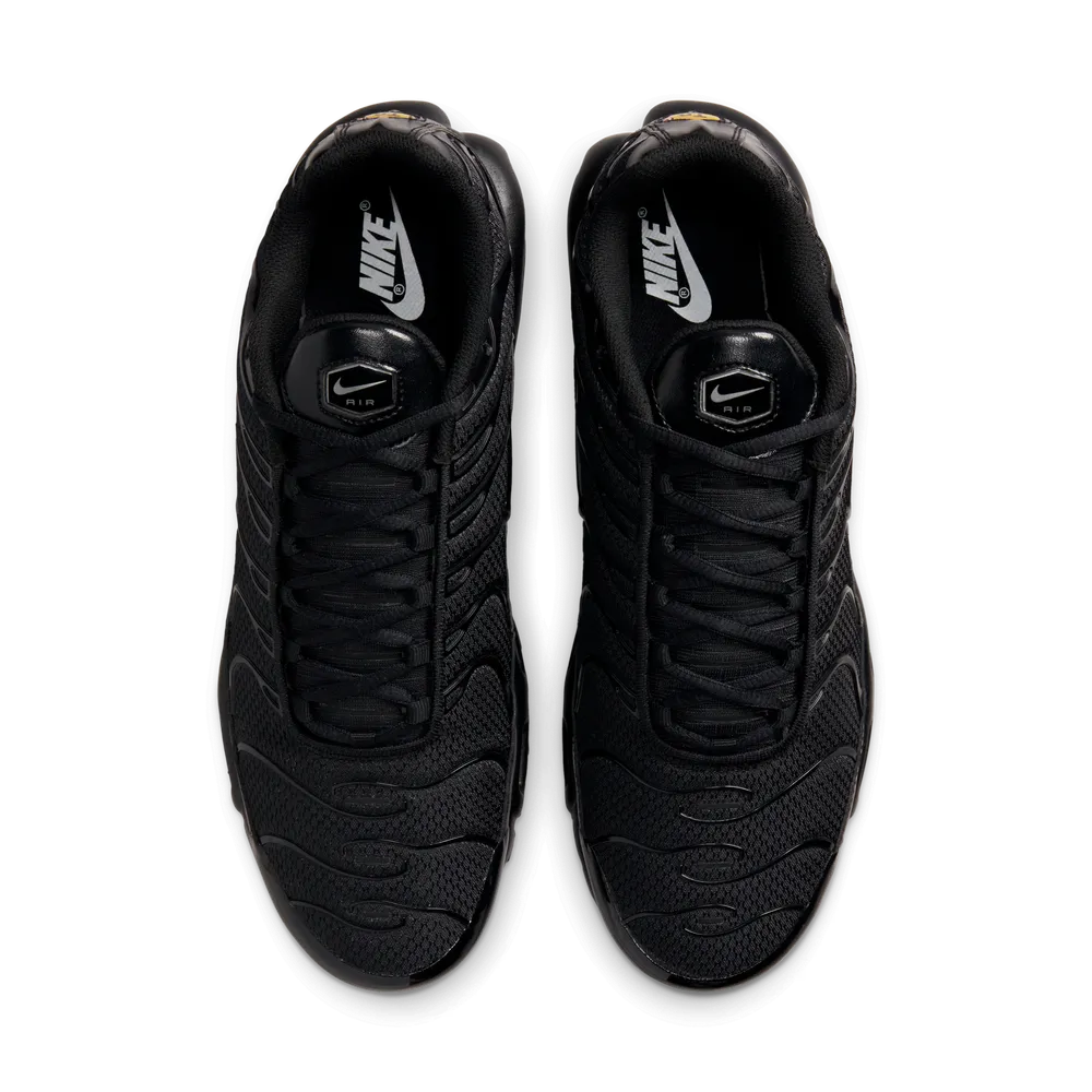 0E0F10_Nike-Air-Max-Plus_TRIPLE-BLACK_604133-050_img3