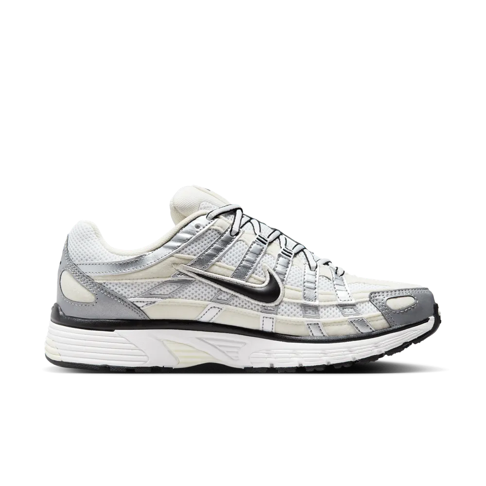 909497_Nike-P-6000-WMNS_COCONUT-MILK-METALLIC-SILVER_FV6603-100_img3