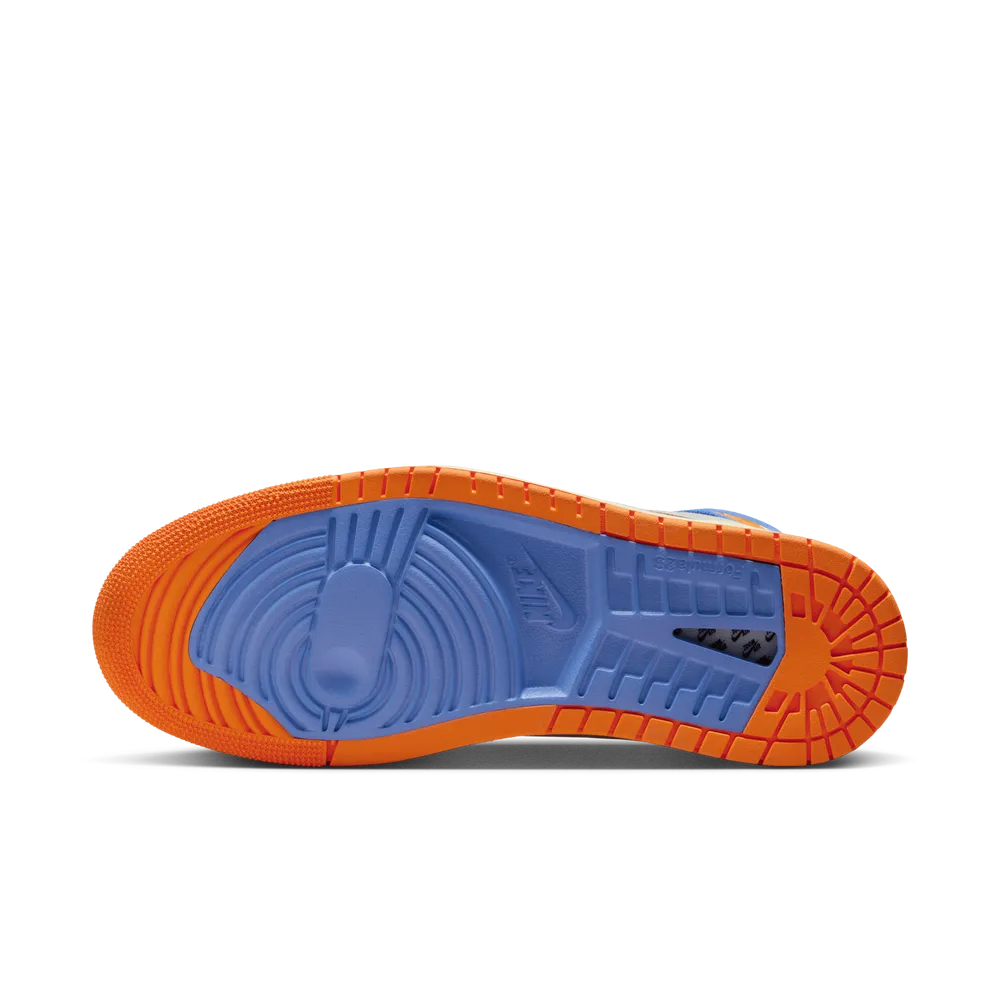DF854B_Air-Jordan-1-High-Zoom-CMFT-2_ROYAL-PULSE-ALPHA-ORANGE_DV1307-184_img1