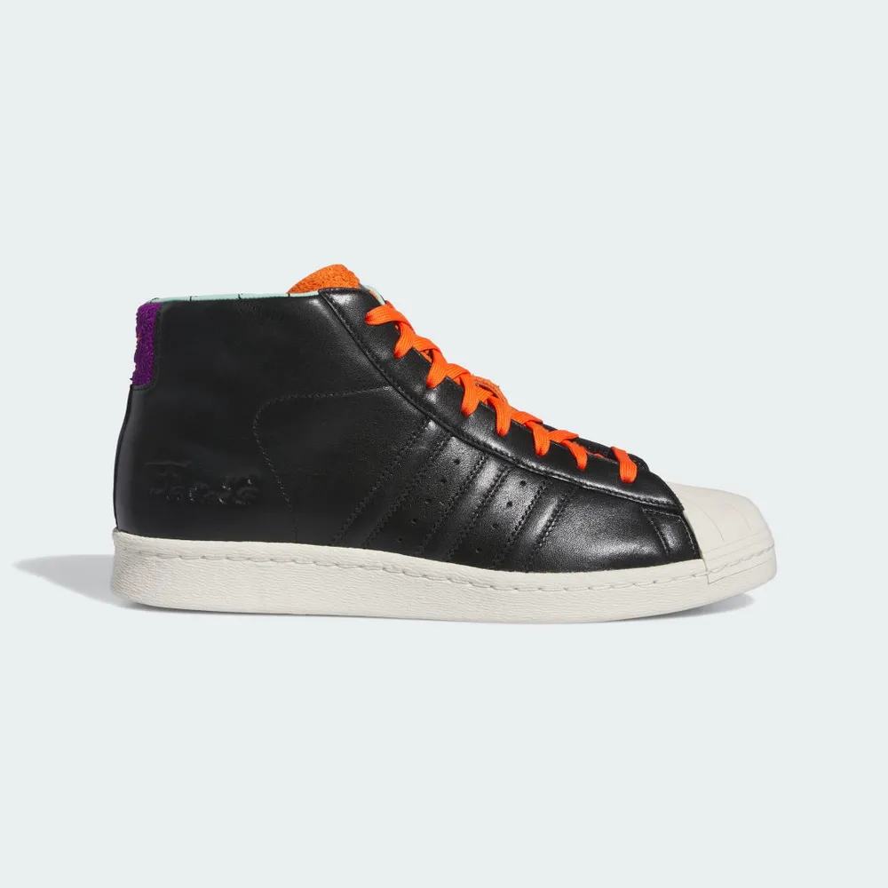 262626_The-Simpsons-x-adidas-Pro-Model_POOCHIE_IE7563_img0