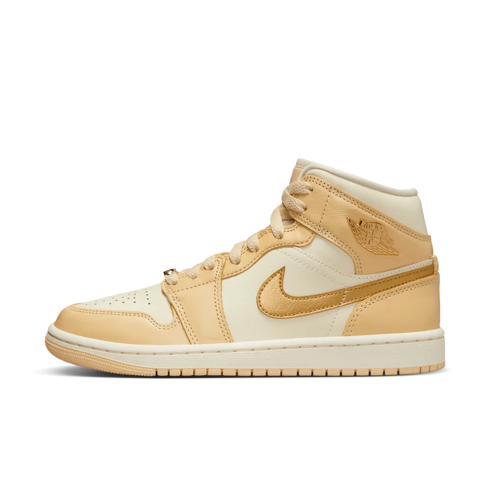 DBC597_Air-Jordan-1-Mid-SE-WMNS_PALE-VANILLA_FB9892-200_img0