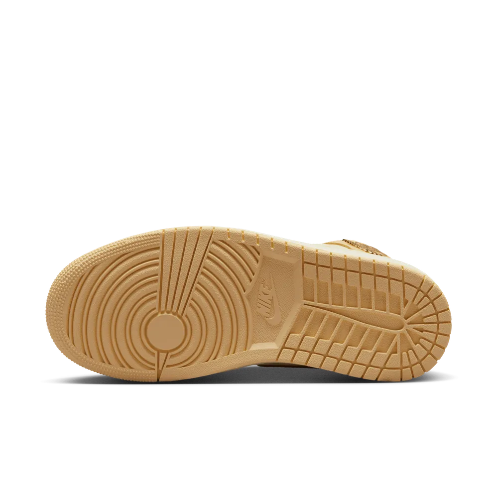 DBC597_Air-Jordan-1-Mid-SE-WMNS_PALE-VANILLA_FB9892-200_img1