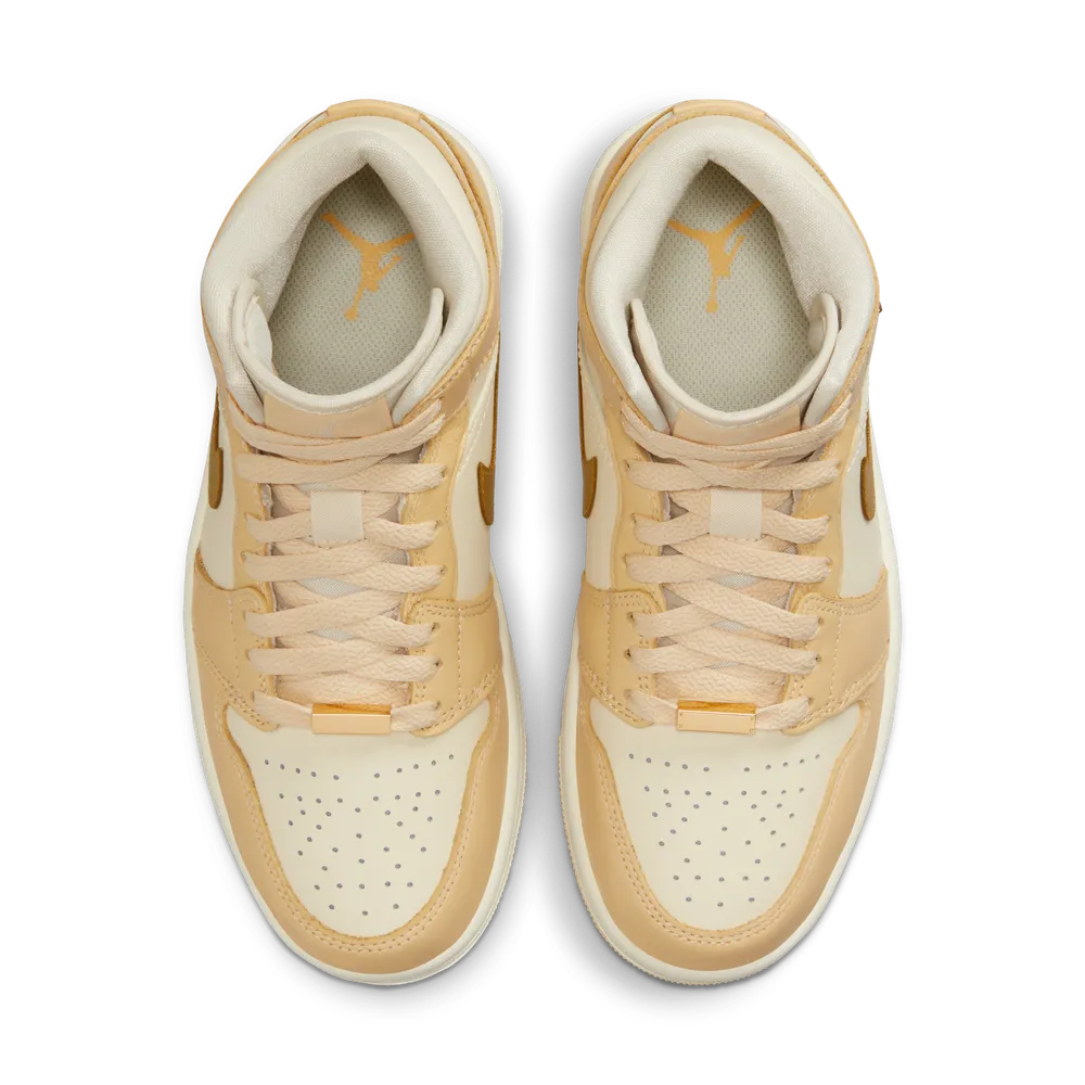DBC597_Air-Jordan-1-Mid-SE-WMNS_PALE-VANILLA_FB9892-200_img3