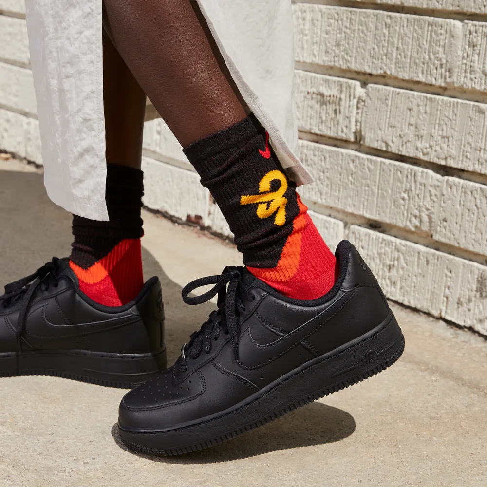 212025_Nike-Air-Force-1-'07_BLACK_DD8959-001_img1