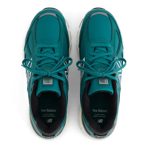 015A62_New-Balance-990V4-Made-In-USA_TEAL_U990TW4_img1