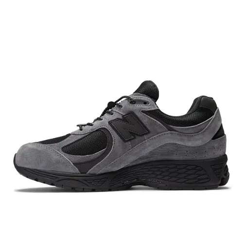 C8C5CE_JJJJound-x-New-Balance-2002R-Gore-Tex_CHARCOAL_M2002RXZ_img1