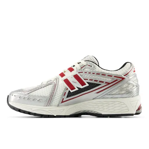 A61F34_New-Balance-1906R_SILVER-METALLIC-RED-_M1906REA_img1