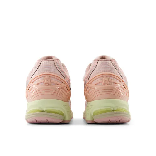 E9B8B2_New-Balance-1906N_LUNAR-NEW-YEAR_M1906NLN_img3