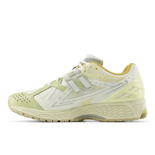 D9C692_New-Balance-1906N_LUNAR-NEW-YEAR_M1906NLY_img1