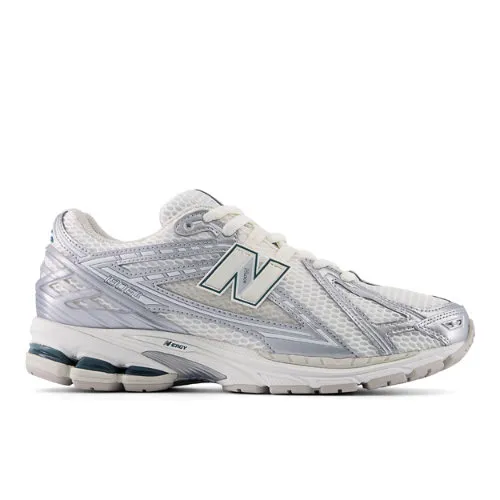 AAA9A4_New-Balance-1906R_SILVER-METALLIC-CREAM_M1906REE_img0