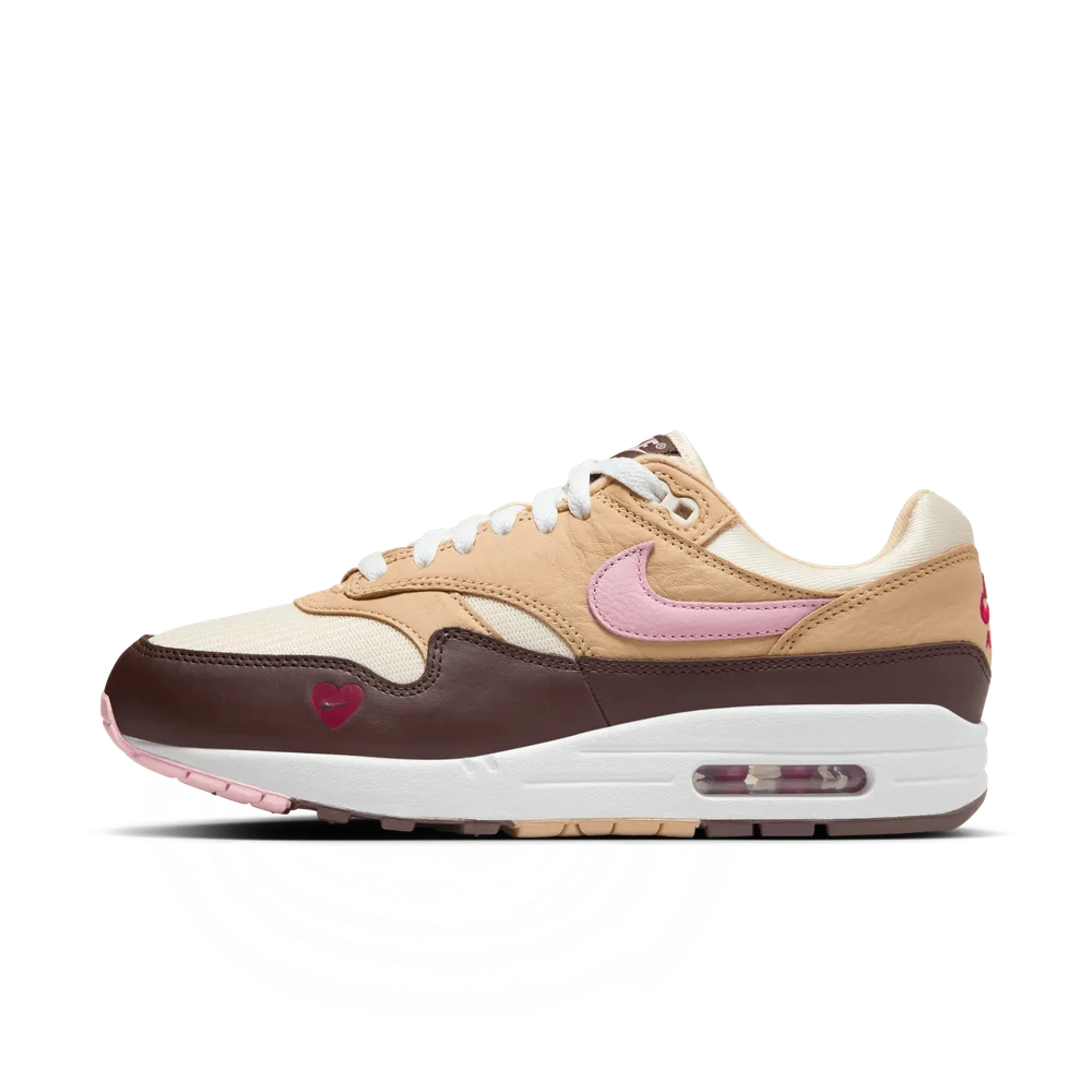57413F_Nike-Air-Max-1-WMNS_VALENTINE'S-DAY_FZ4346-200_img1