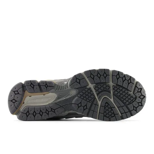 81807F_New-Balance-1906R_GREY_M1906NB_img3