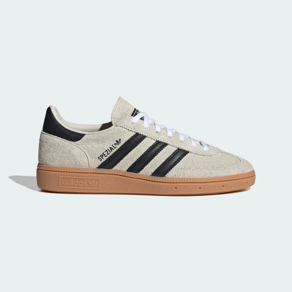 C8C1B7_Adidas-Handball-Spezial_GREY-CORE-BLACK_IF6562_img0