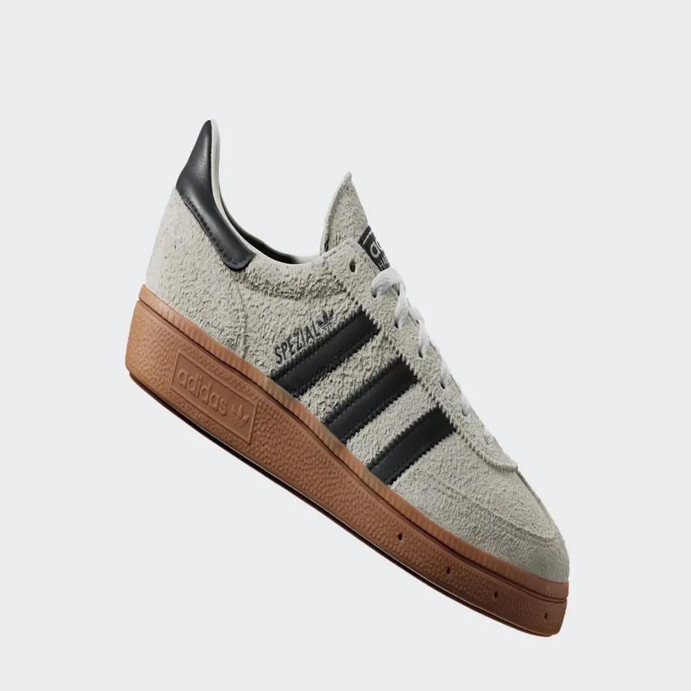 C8C1B7_Adidas-Handball-Spezial_GREY-CORE-BLACK_IF6562_img1