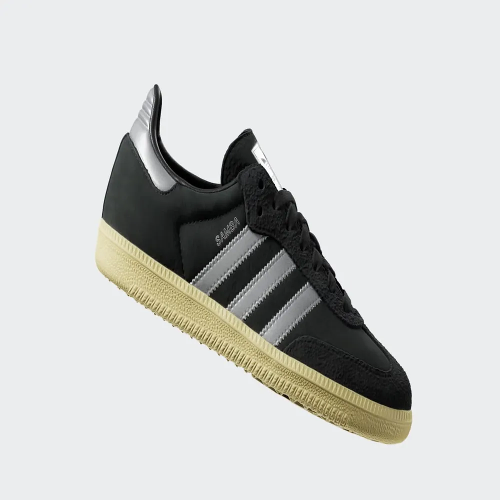262628_Adidas-Samba-OG_BLACK-MATTE-SILVER_IE8128_img1