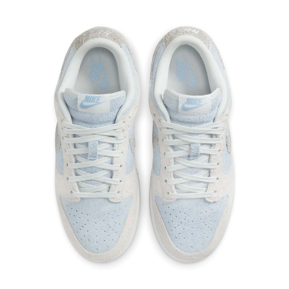 CFD7E3_Nike-Dunk-Low-WMNS_PHOTON-DUST_FZ3779-025_img3