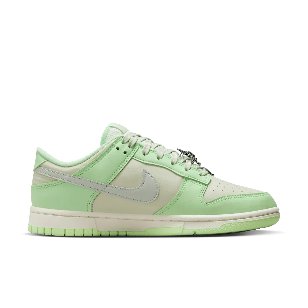 B9D4A6_Nike-Dunk-Low-Next-Nature-WMNS_SEA-GLASS_FN6344-001_img3