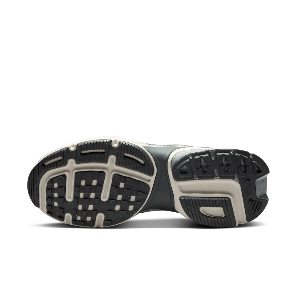 434856_Nike-V2K-Run-WMNS_PURE-PLATINIUM-WOLF-GREY_FD0736-003_img2