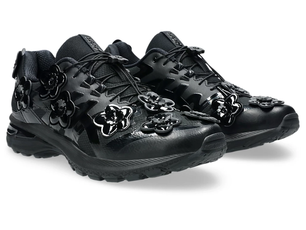 151513_Cecilie-Bahnsen-x-ASICS-Gel-Terrain_BLACK_1203A526-001_img0