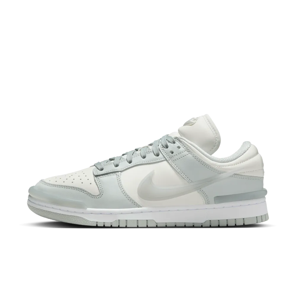 C5CAC6_Nike-Dunk-Low-Twist_LIGHT-SILVER_DZ2794-004_img0