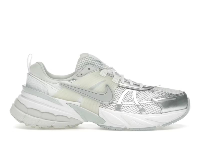 Nike V2K Run METALLIC SILVER - view 0