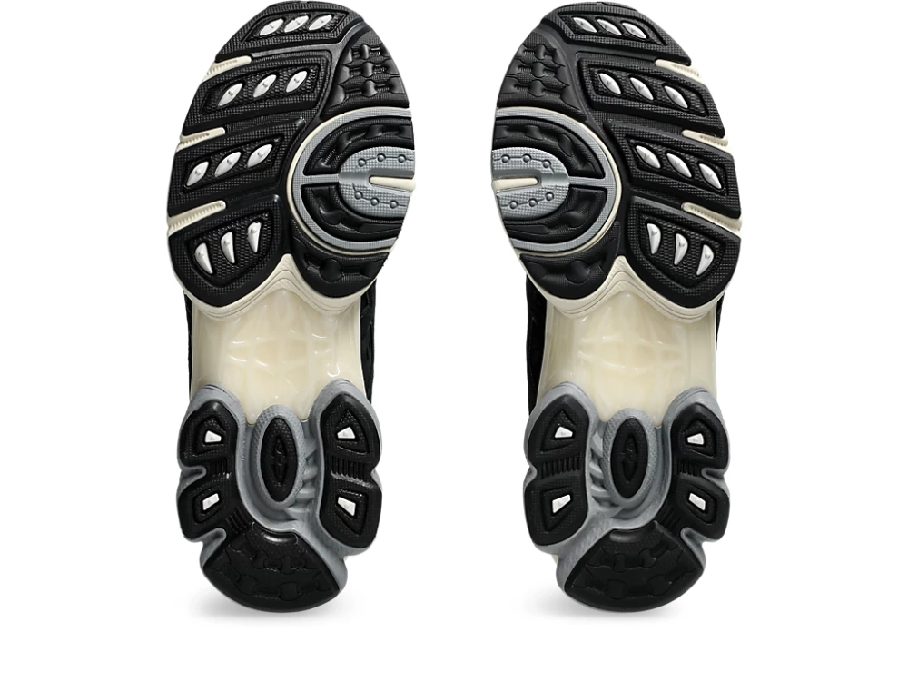 0A0A0A_ENNOY-x-Asics-Gel-Nimbus-9_BLACK-SHEET-ROCK_1201A986-002_img5