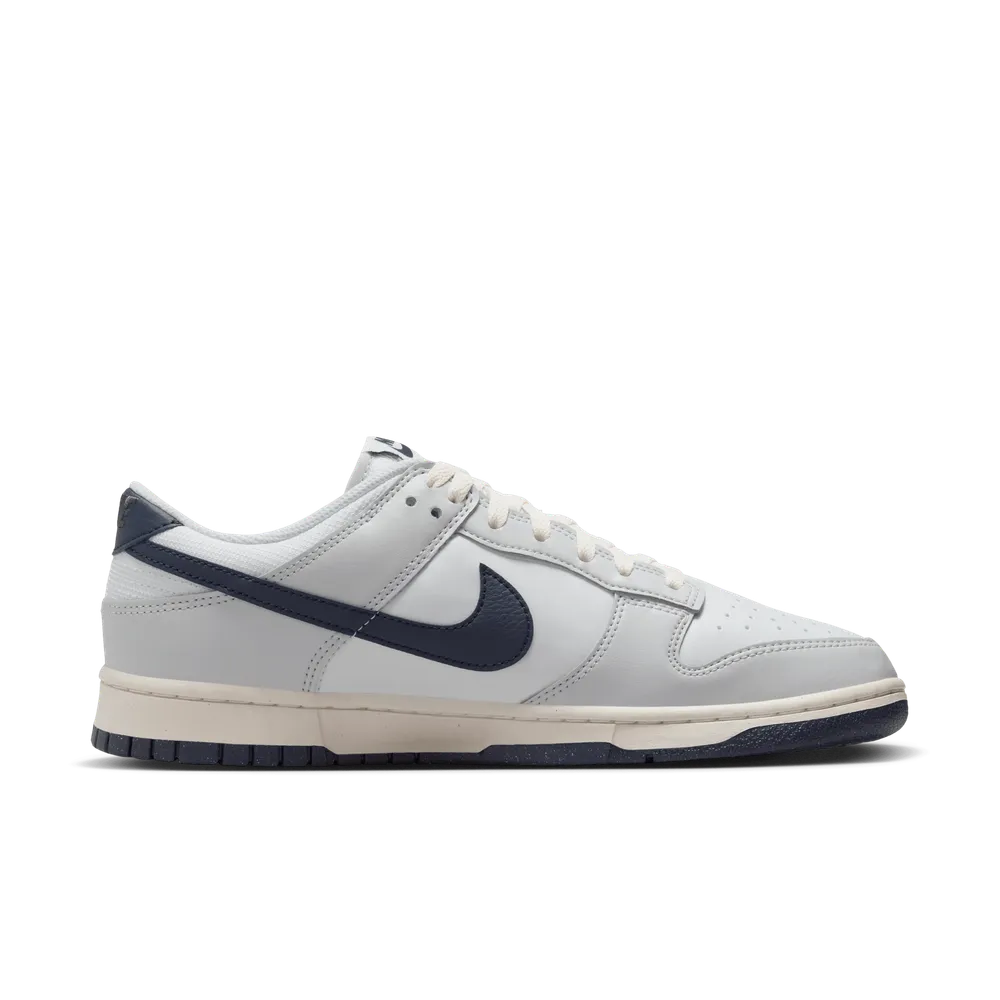393F4D_Nike-Dunk-Low_PHOTON-DUST-OBSIDIAN_HF4299-001_img2