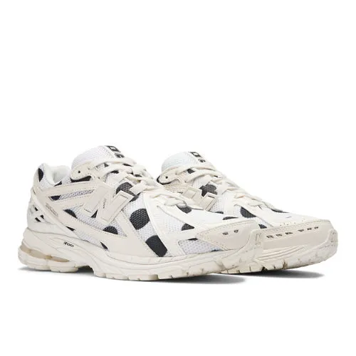 CCC9B5_New-Balance-1906R_WHITE-POLKA-DOT_M1906RPC_img0