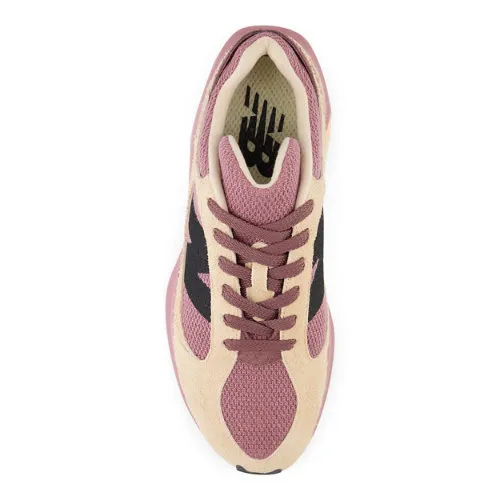 C88590_New-Balance-Warped-Runner_PINK-LICORICE_UWRPDSFA_img2
