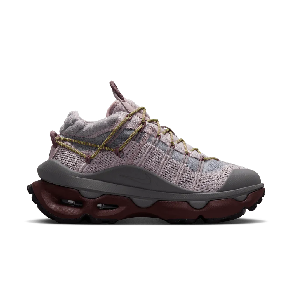 633946_Nike-Air-Max-Flyknit-Venture_PLATINUM-VIOLET_FD2110-002_img2