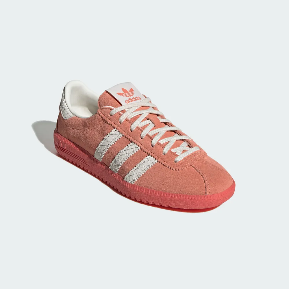 D55C57_adidas-Bermuda_WONDER-CLAY_IF6559_img4
