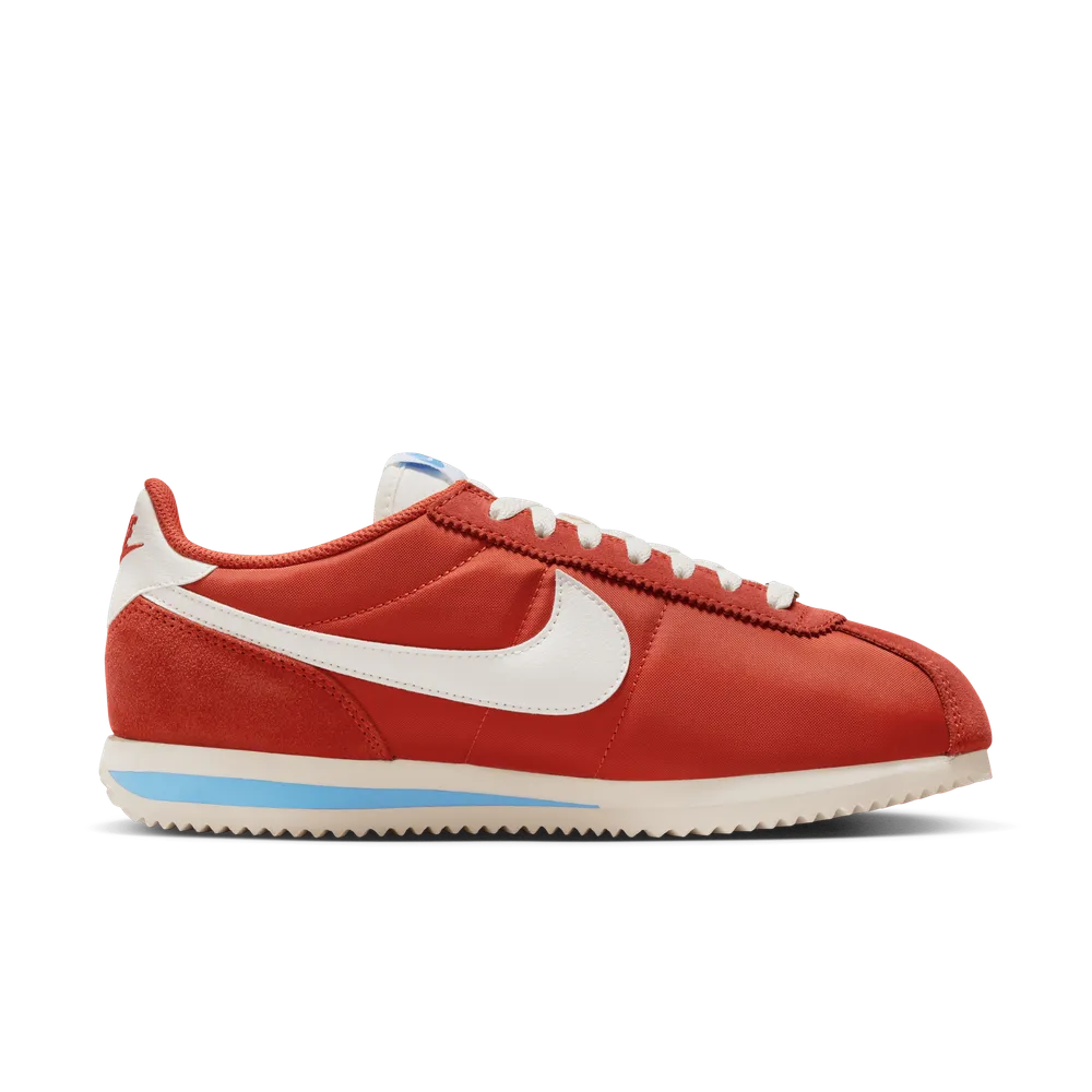 9B3A33_Nike-Cortez-Textile_PICANTE-RED_DZ2795-601_img2