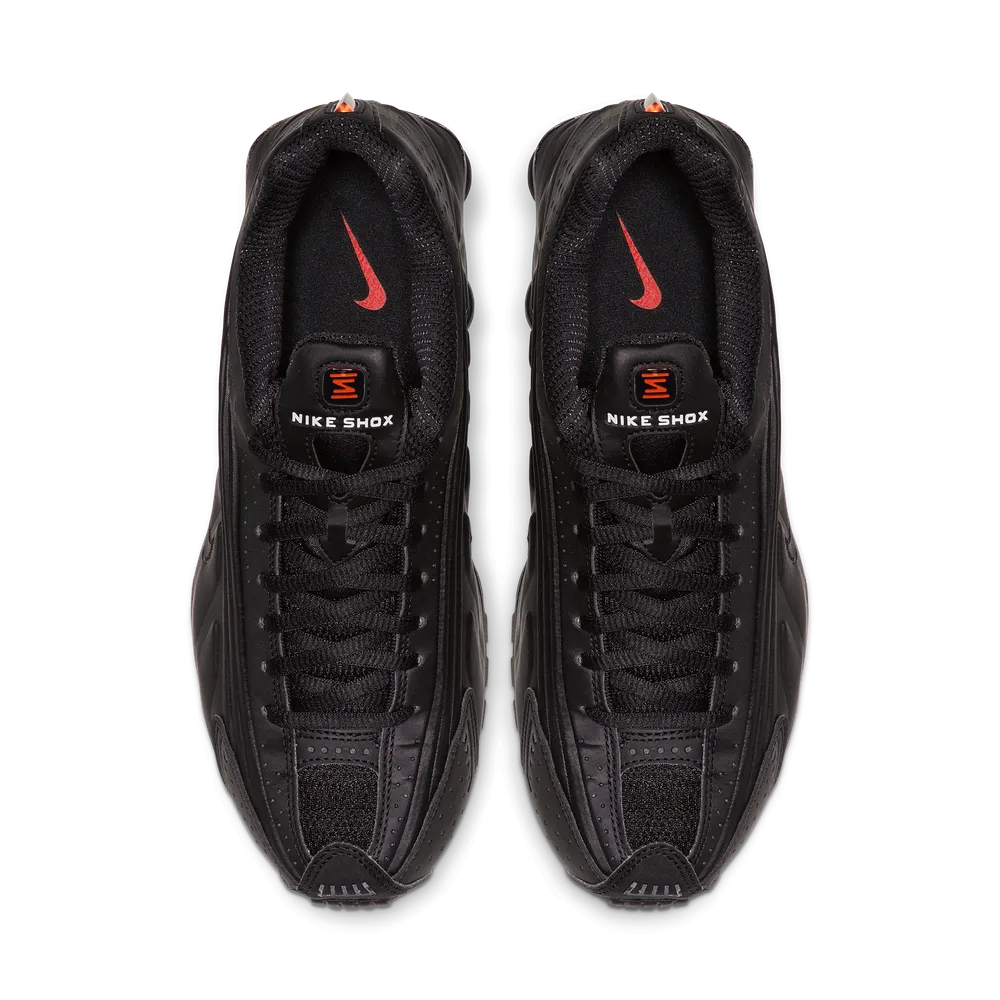 000000_Nike-Shox-R4_BLACK_AR3565-004_img3