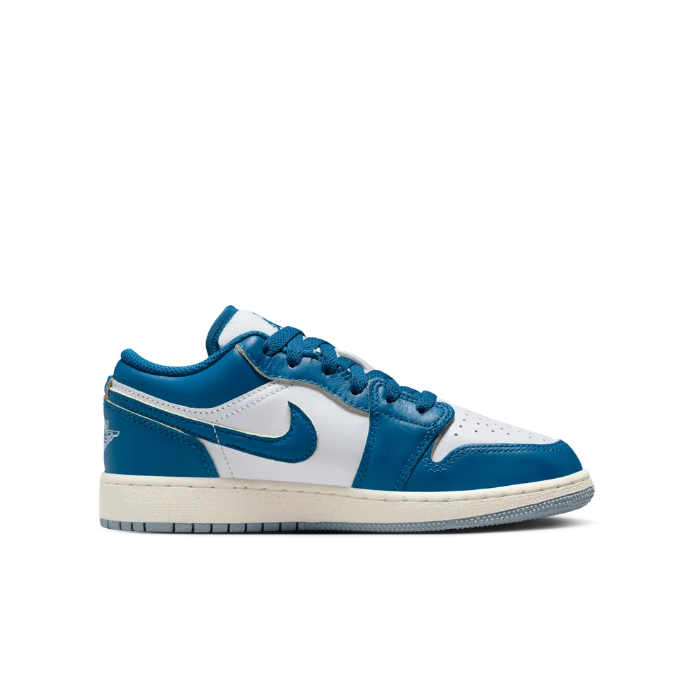 005D89_Air-Jordan-1-Low-SE-GS_INDUSTRIAL-BLUE_FN9137-141_img2