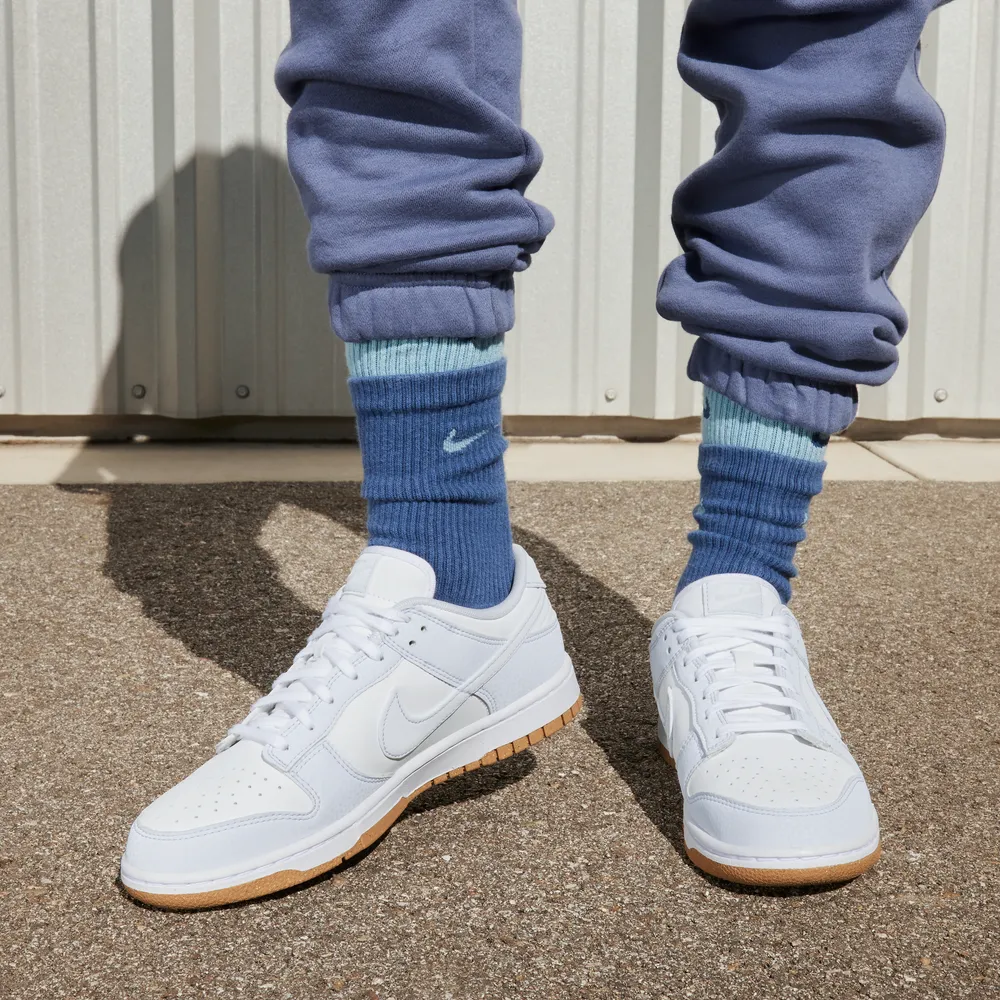 D1D5D9_Nike-Dunk-Low-Next-Nature-WMNS_FOOTBALL-GREY_FN6345-100_img1