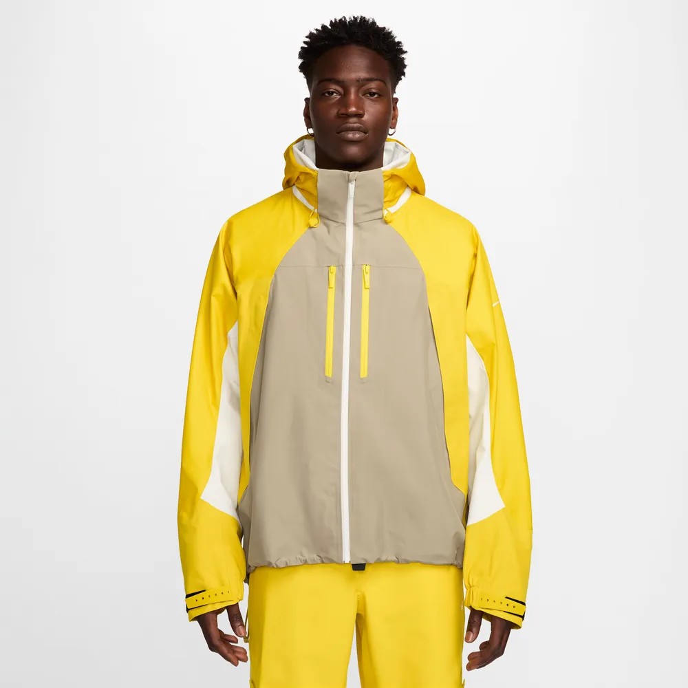 FEE068_Nike-x-NOCTA-x-L'Art-de-l'Automobile-NRG-Tech-Jacket_VIVID-SULFUR_FD2160-247_img2