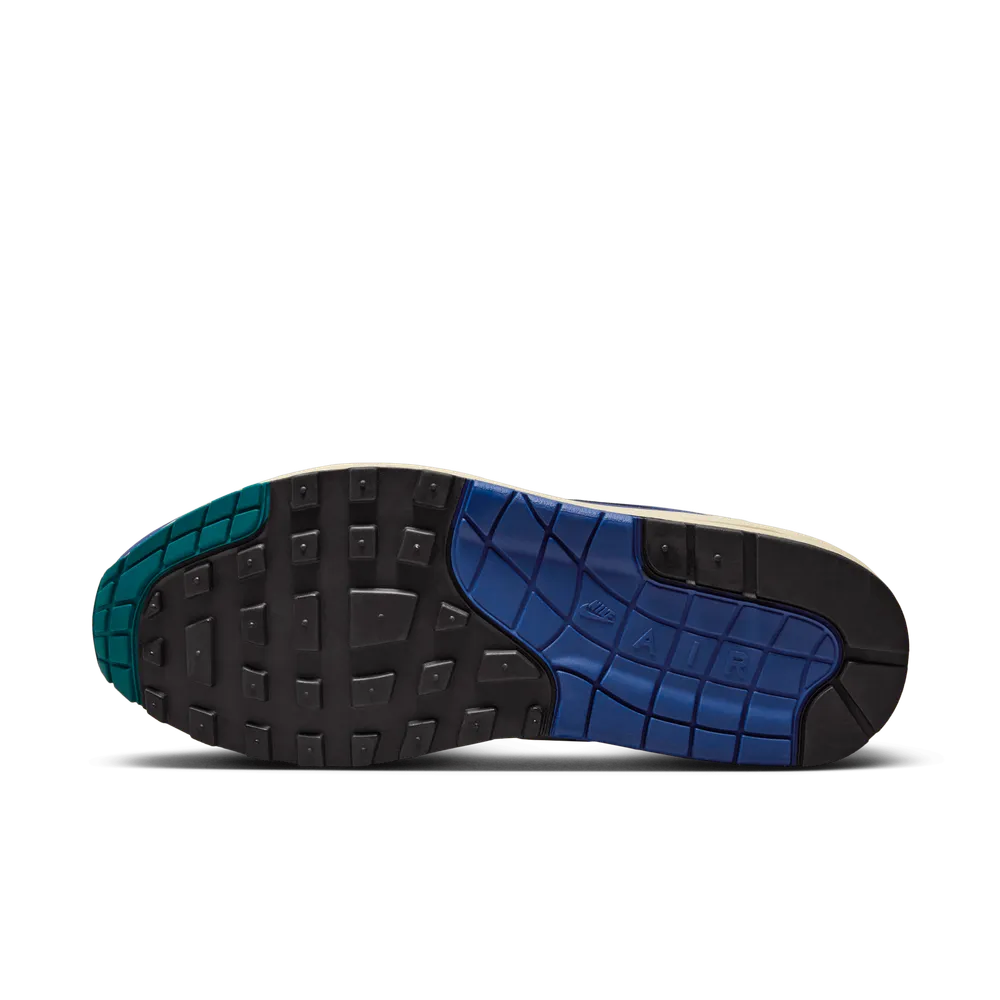 272C52_Nike-Air-Max-1_ATHLETIC-DEPARTMENT_FQ8048-133_img1