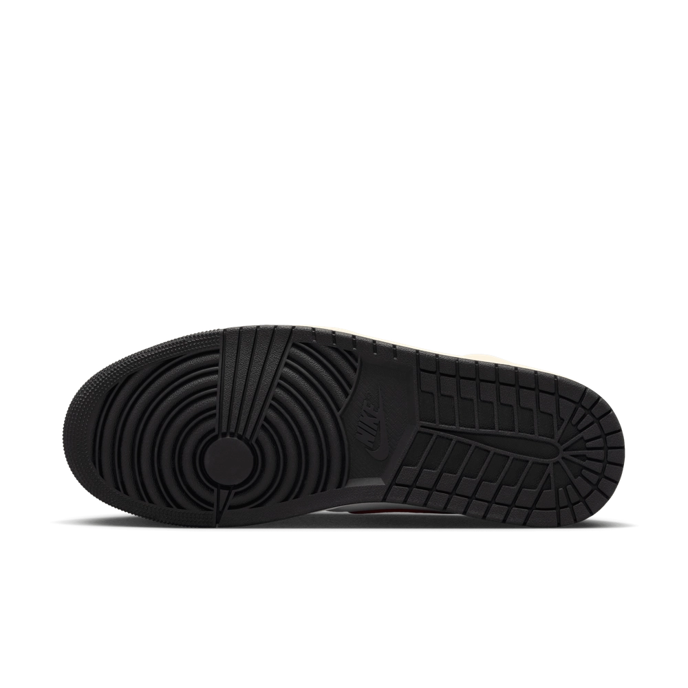 3B4D97_Air-Jordan-1-High-OG_RARE-AIR-DEEP-ROYAL-BLUE_DZ5485-100_img1