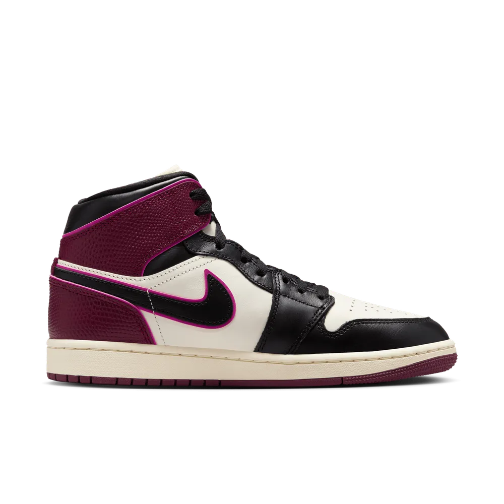430F21_Air-Jordan-1-Mid-WMNS_BORDEAUX_FQ7818-101_img3