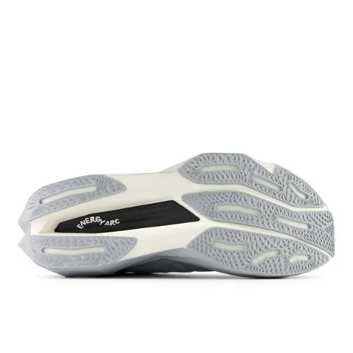 A6A9B0_District-Vision-x-New-Balance-FuelCell-Supercomp-Elite-v4_ALUMINIUM-GREY_MRCELVD4_img3