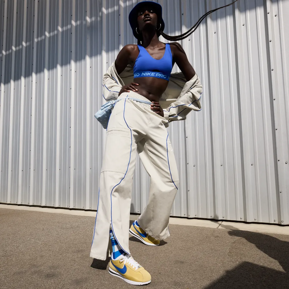 D3BE84_Nike-Cortez-Textile_VIVID-SULFUR-ROYAL_DZ2795-701_img1