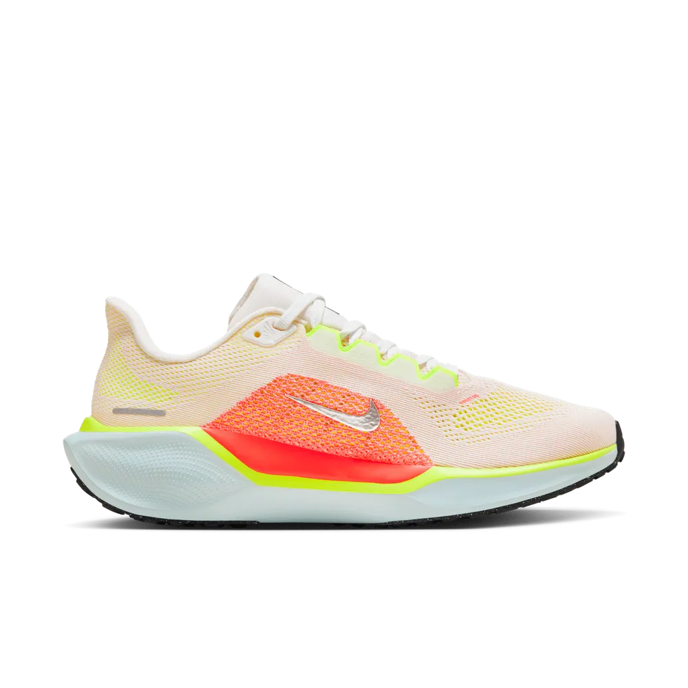 FD847D_Nike-Air-Zoom-Pegasus-41-WMNS_BRIGHT-CRIMSON_FD2723-100_img2