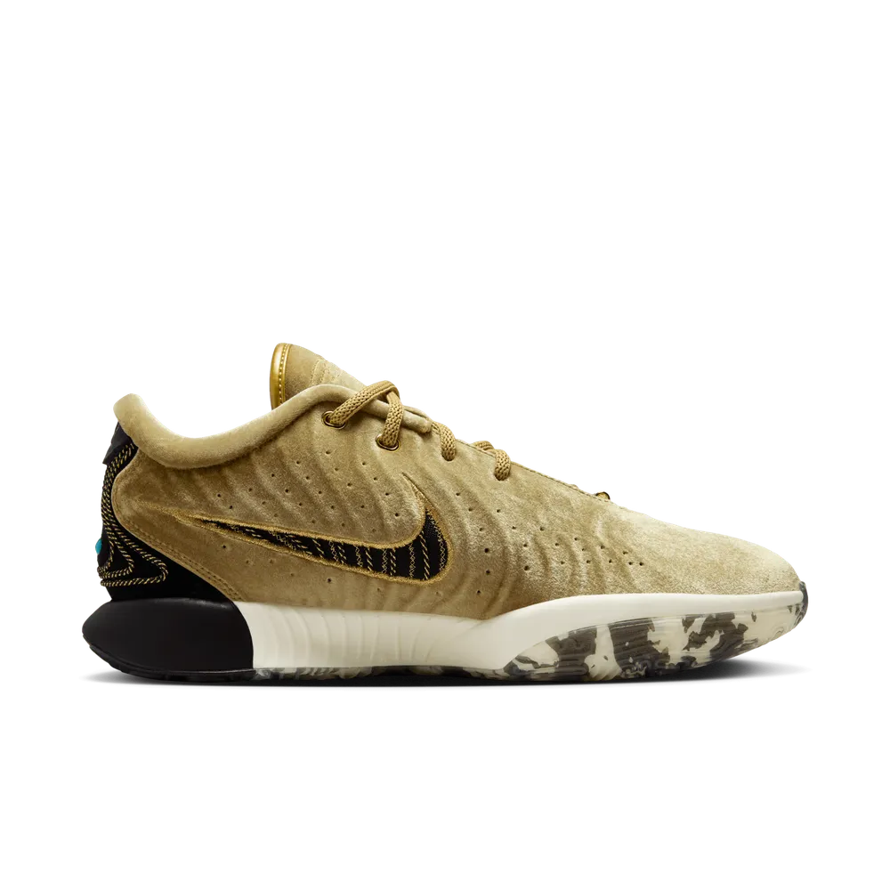 B9A370_The-Shop-x-Nike-Lebron-21_NOBILITY_FZ7883-700_img2