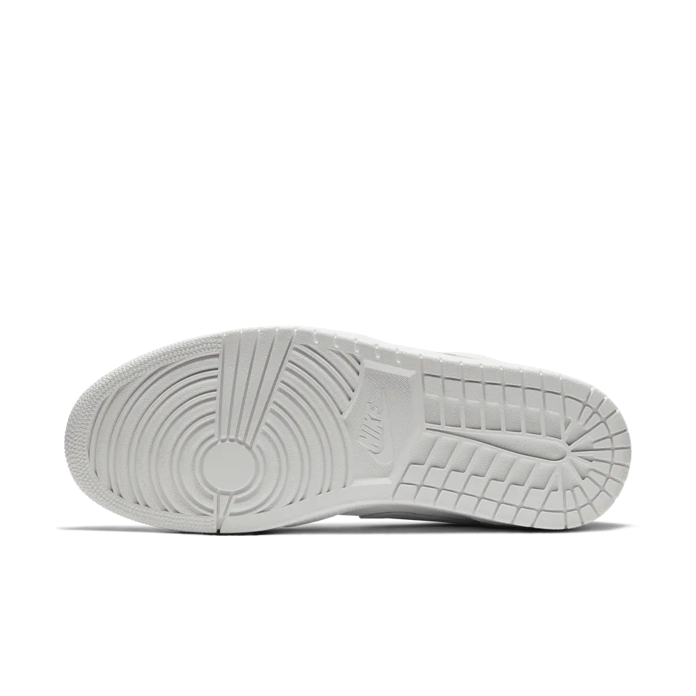 C3C3C5_Air-Jordan-1-Low_SKY-GREY-PARIS_CV3043-100_img2