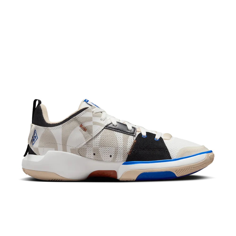 B1A8A1_Jordan-One-Take-5_QUAI-54_HF0016-100_img3