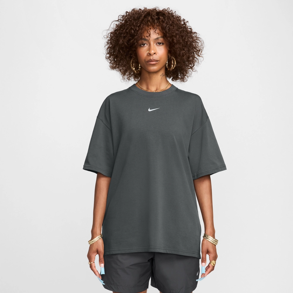 484850_NOCTA-x-NikeLab-Tee-Shirt_ANTHRACITE_FN7663-060_img2