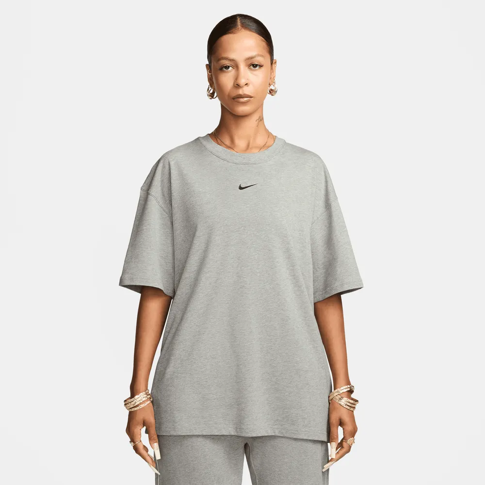 C9C6BE_NOCTA-x-Nike-NRG-Tee-Shirt_GREY_FN7663-063_img2