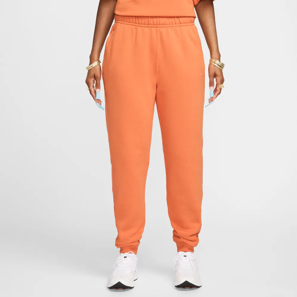 FF9D6A_NOCTA-x-Nike-NRG-Fleece-Pants_HOT-CURRY-ORANGE-TRANCE_FN7661-808_img2